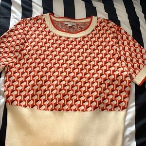 Short sleeve sweater